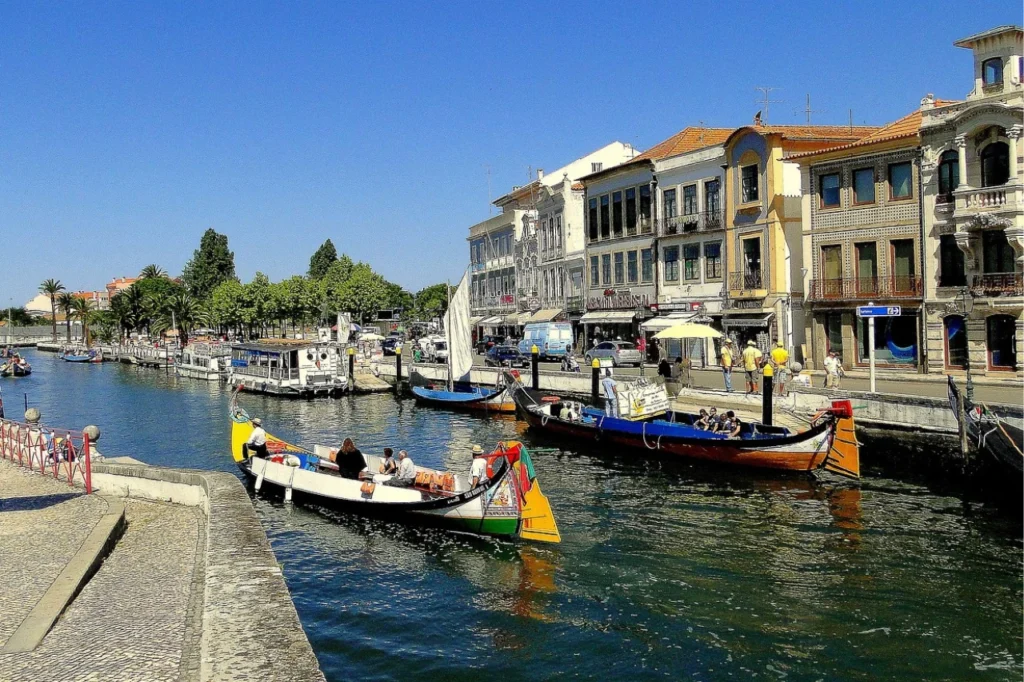Day Trip to Aveiro, Paiva Walkways and Arouca 516 Footbridge
