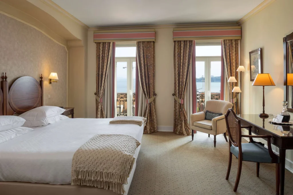 As Janelas Verdes Inn, a Lisbon Heritage Collection